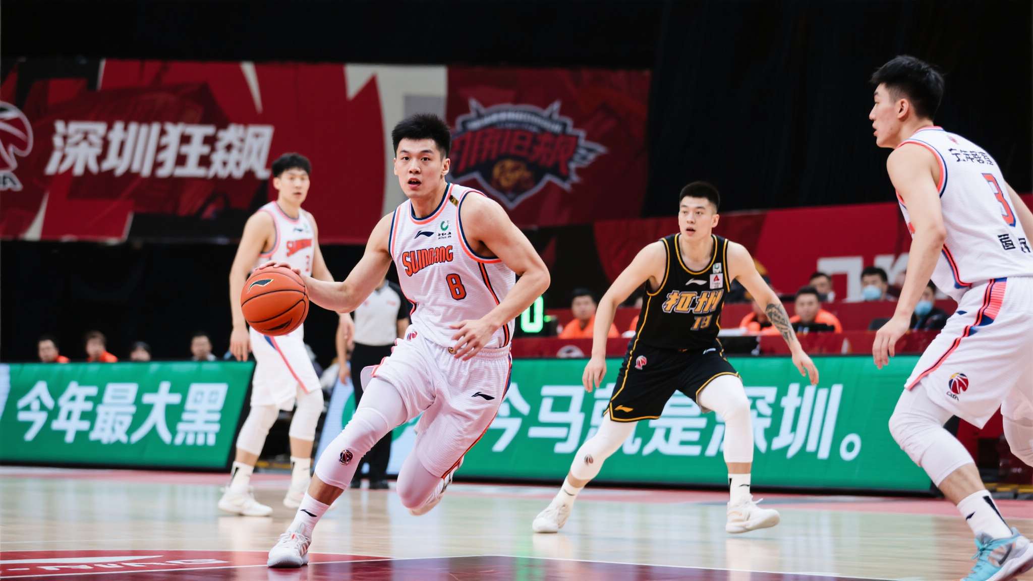 CBA最新排名:北京绝杀广东赢下卡位战 深圳战绩狂飙 2队锁定季后赛 CBA最新排名:北京绝杀广东赢下卡位战 深圳战绩狂飙 2队锁定季后赛